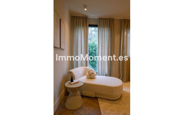 Resale - Villa - Marbella - Nueva Andalucía