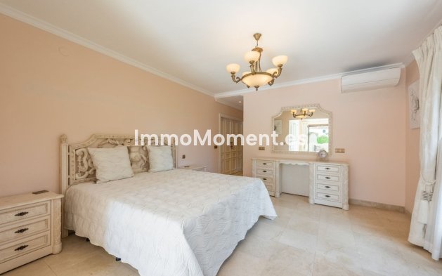 Wiederverkauf - Villa - Estepona  - Estepona Centro