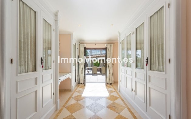 Wiederverkauf - Villa - Estepona  - Estepona Centro