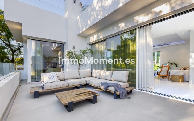 Resale - Villa - Marbella - Nueva Andalucía