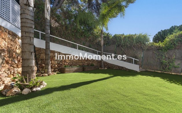 Resale - Villa - Marbella - Nueva Andalucía