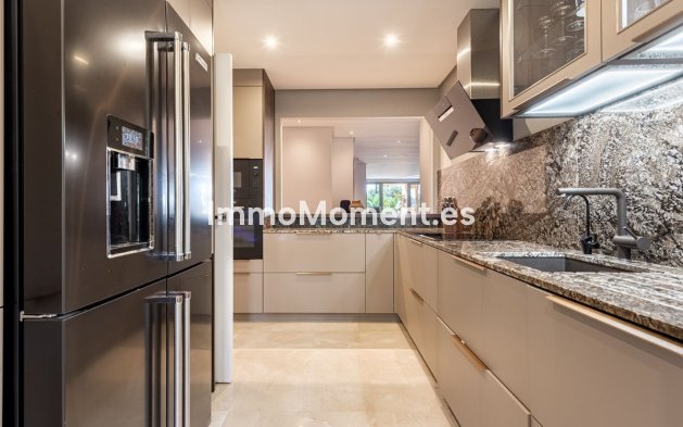 Wiederverkauf - Wohnung - Marbella - Sierra Blanca