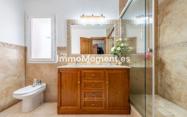 Resale - Villa - Marbella - San Pedro de Alcántara