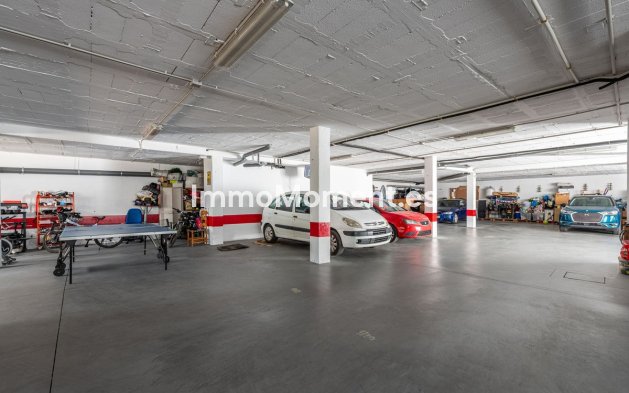 Resale - Villa - Marbella - San Pedro de Alcántara