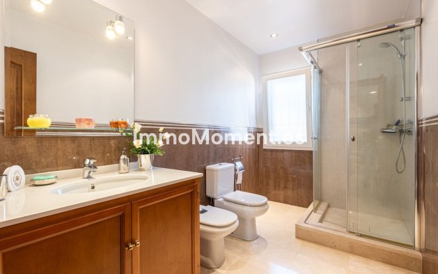 Resale - Villa - Marbella - San Pedro de Alcántara