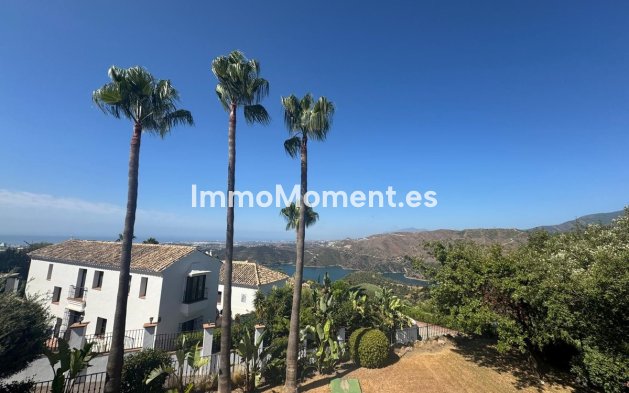 Wiederverkauf - Villa -   Inländisch - Istán