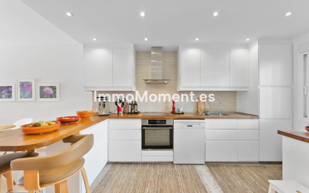 Wiederverkauf - Wohnung - Marbella - Nueva Andalucía