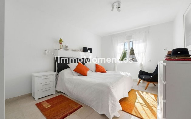 Wiederverkauf - Wohnung - Marbella - Nueva Andalucía