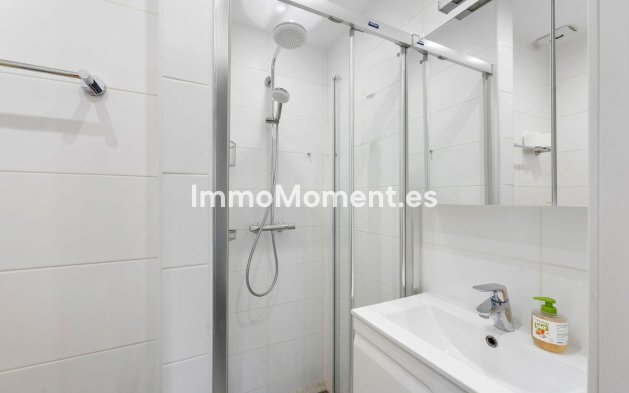 Wiederverkauf - Wohnung - Marbella - Nueva Andalucía