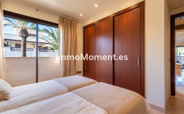 Revente - Appartement - Marbella - Nueva Andalucía
