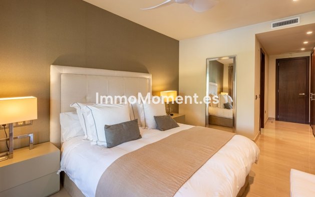 Revente - Appartement - Marbella - Nueva Andalucía