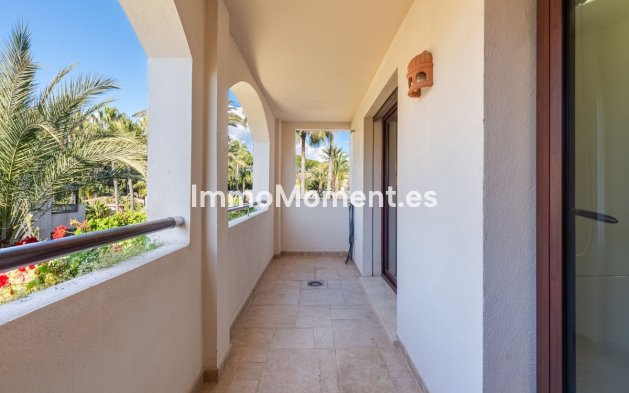 Revente - Appartement - Marbella - Nueva Andalucía