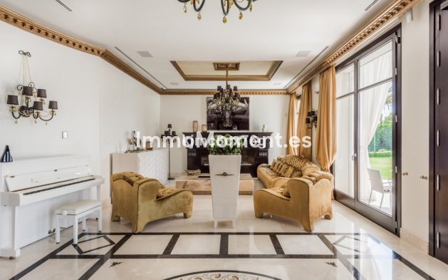 Revente - Villa - Marbella - Hacienda Las Chapas