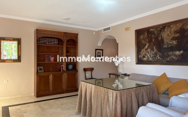 Resale - Apartment - Marbella - Marbella Centro
