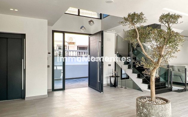 Resale - Villa - Mijas - El Faro