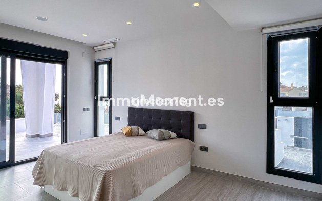 Resale - Villa - Mijas - El Faro