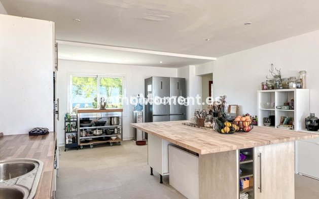 Resale - Villa - Torremolinos