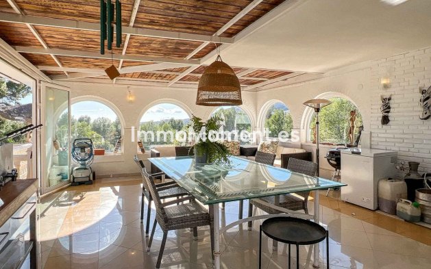 Resale - Villa - Torremolinos