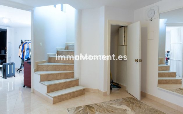 Resale - Villa - Torremolinos