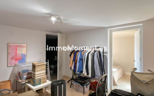 Resale - Villa - Torremolinos