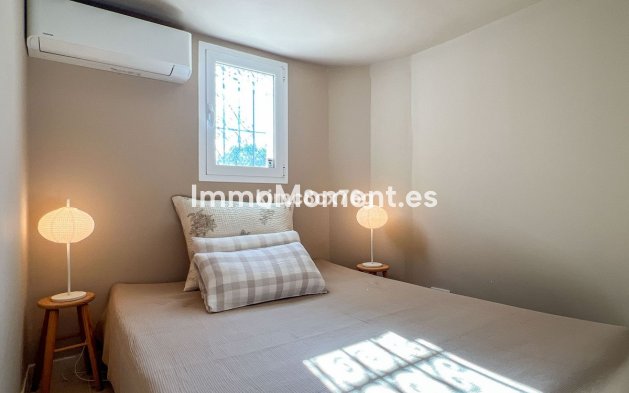 Resale - Villa - Torremolinos