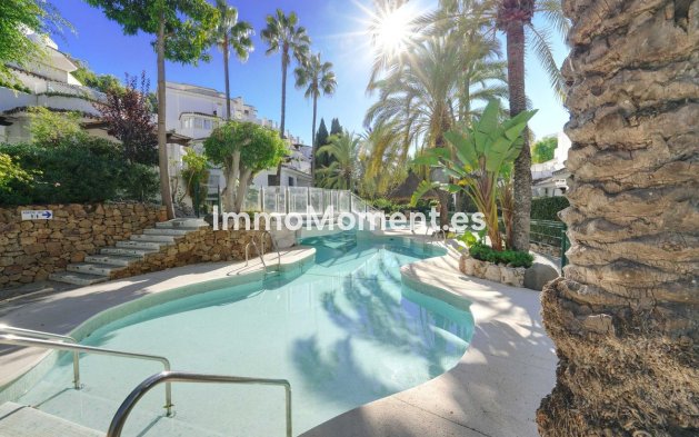 Revente - Appartement - Marbella - Elviria