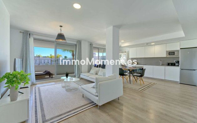 Wiederverkauf - Wohnung - Estepona  - Estepona Centro