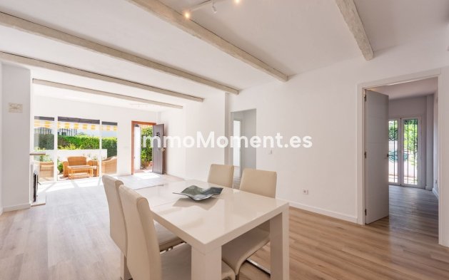 Wiederverkauf - Wohnung - Estepona  - Benamara