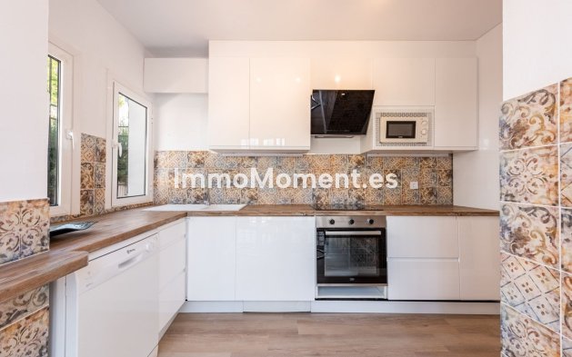 Wiederverkauf - Wohnung - Estepona  - Benamara