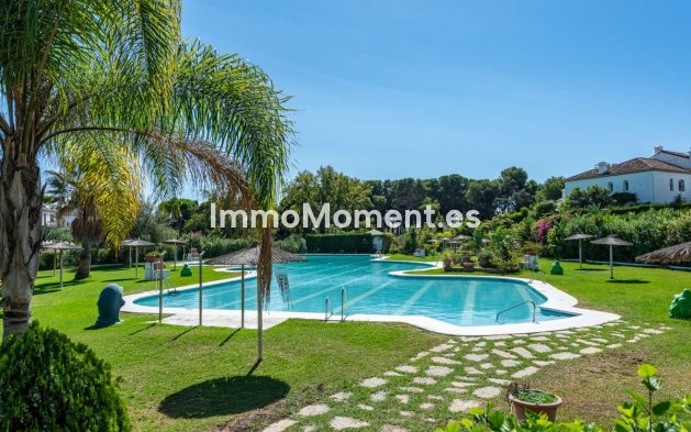 Wiederverkauf - Wohnung - Estepona  - Benamara