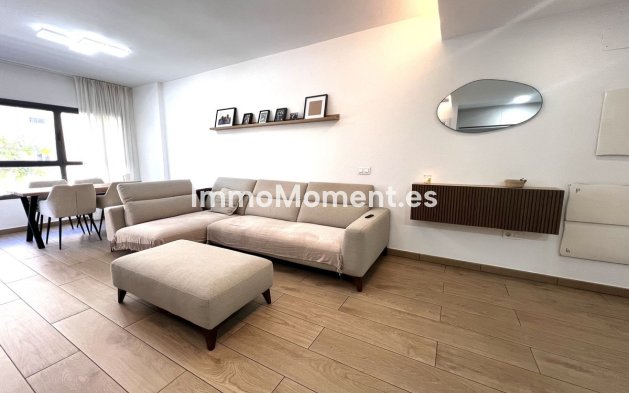 Wiederverkauf - Wohnung - Estepona  - Estepona Centro