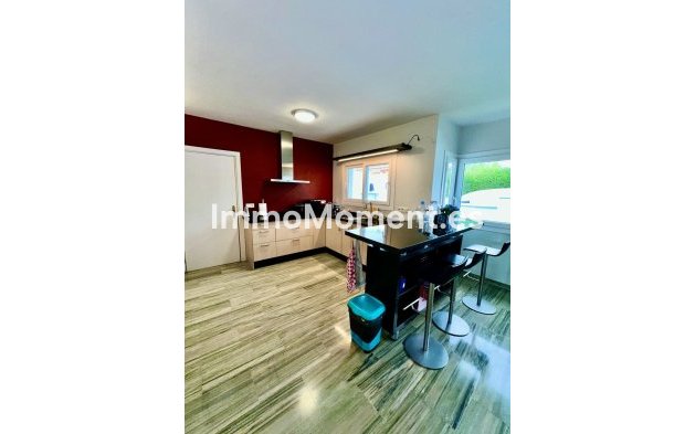 Resale - Villa - Marbella - San Pedro de Alcántara