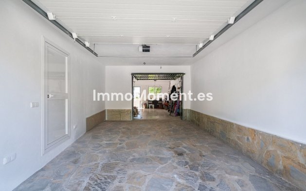 Resale - Villa - Marbella - San Pedro de Alcántara