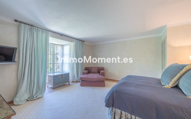 Resale - Villa - Estepona - Estepona Centro