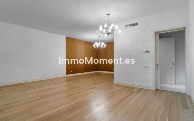 Wiederverkauf - Villa - Marbella - The Golden Mile