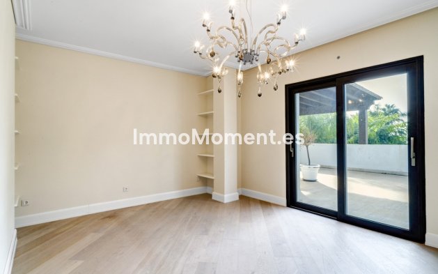 Wiederverkauf - Villa - Marbella - The Golden Mile