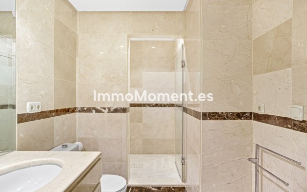 Wiederverkauf - Wohnung - Marbella - Nueva Andalucía