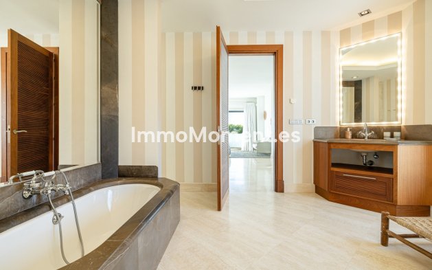 Wiederverkauf - Villa - Casares - Casares Centro