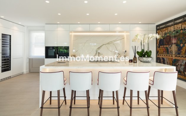 Wiederverkauf - Villa - Marbella - Aloha