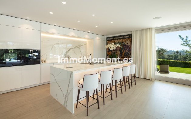 Wiederverkauf - Villa - Marbella - Aloha