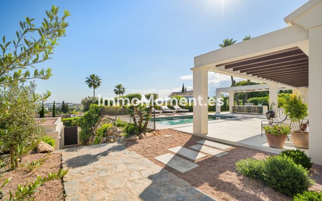 Wiederverkauf - Villa - Marbella - Nueva Andalucía