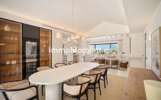 Wiederverkauf - Villa - Marbella - Nueva Andalucía