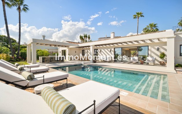 Wiederverkauf - Villa - Marbella - Nueva Andalucía