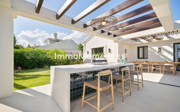 Wiederverkauf - Villa - Marbella - Nueva Andalucía