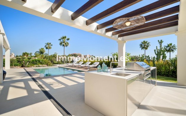 Wiederverkauf - Villa - Marbella - Nueva Andalucía