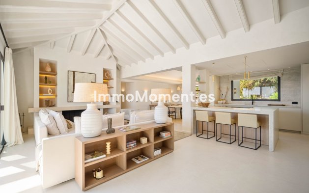 Wiederverkauf - Villa - Marbella - Nueva Andalucía