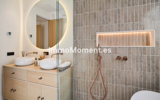 Wiederverkauf - Villa - Marbella - Nueva Andalucía