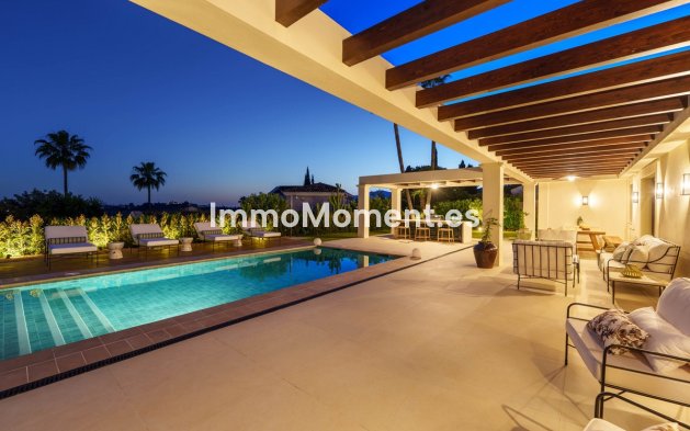 Wiederverkauf - Villa - Marbella - Nueva Andalucía