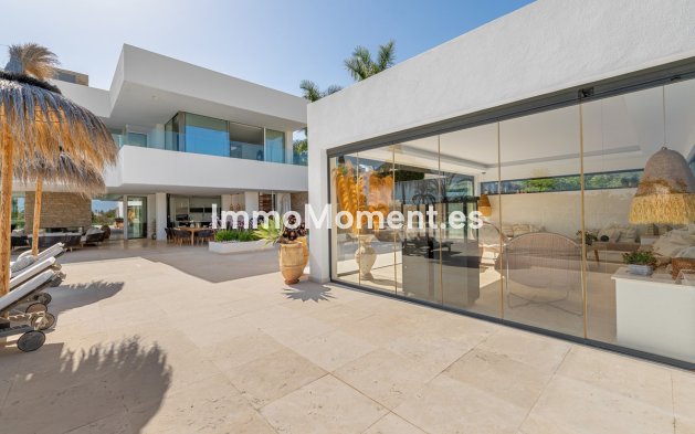 Wiederverkauf - Villa - Marbella - Nueva Andalucía