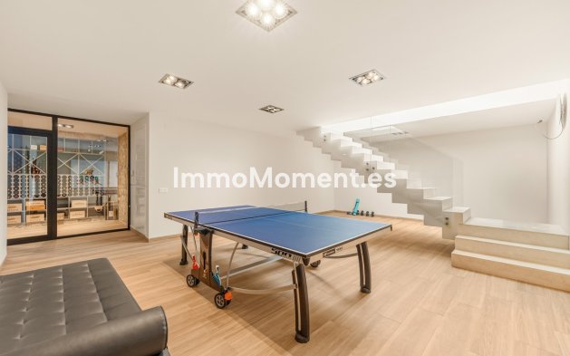 Wiederverkauf - Villa - Marbella - Nueva Andalucía